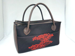 707B 横長天Wファスナー両面ポケット付き手提げ（色革付属使用）（底鋲付き）B