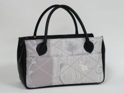 707B 横長天Wファスナー両面ポケット付き手提げ（色革付属使用）（底鋲付き）B