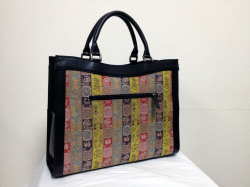 745B 大型天フタ・サイドポケット付き手提げバッグ（色革付属使用）（底鋲付き）